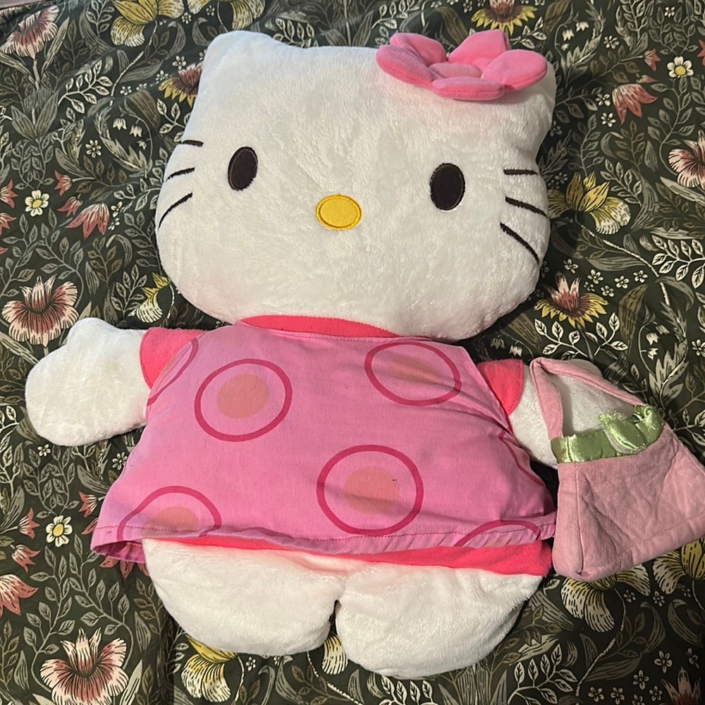 Hello kitty 2006 plush